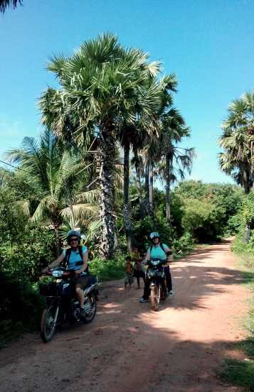 siem reap tour, cambodia, motorbike tours, moto, floating villages cambodia, visit cambodia, jeep tours, cambodia jeep tours, day trips, visit siem reap, siem reap half day, kulen mountain, angkor wat, angkor thom, temple guides, cambodia adventures, activities, tours of angkor wat, temples, bike tours, countryside, what to do in siem reap, beantei srei, beng mealea temple, where to visit, off the beaten path, motorcycle, angkor guides, grand small circuit