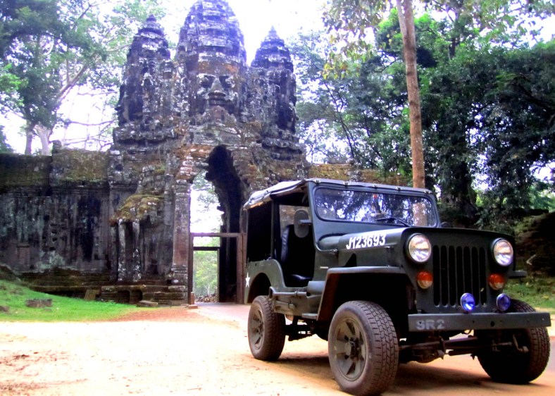 siem reap tour, cambodia, motorbike tours, moto, floating villages cambodia, visit cambodia, jeep tours, cambodia jeep tours, day trips, visit siem reap, siem reap half day, kulen mountain, angkor wat, angkor thom, temple guides, cambodia adventures, activities, tours of angkor wat, temples, bike tours, countryside, what to do in siem reap, beantei srei, beng mealea temple, where to visit, off the beaten path, motorcycle, angkor guides, grand small circuit