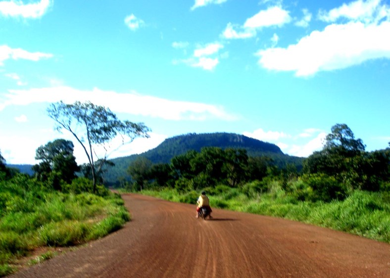 siem reap tour, cambodia, motorbike tours, moto, floating villages cambodia, visit cambodia, jeep tours, cambodia jeep tours, day trips, visit siem reap, siem reap half day, kulen mountain, angkor wat, angkor thom, temple guides, cambodia adventures, activities, tours of angkor wat, temples, bike tours, countryside, what to do in siem reap, beantei srei, beng mealea temple, where to visit, off the beaten path, motorcycle, angkor guides, grand small circuit